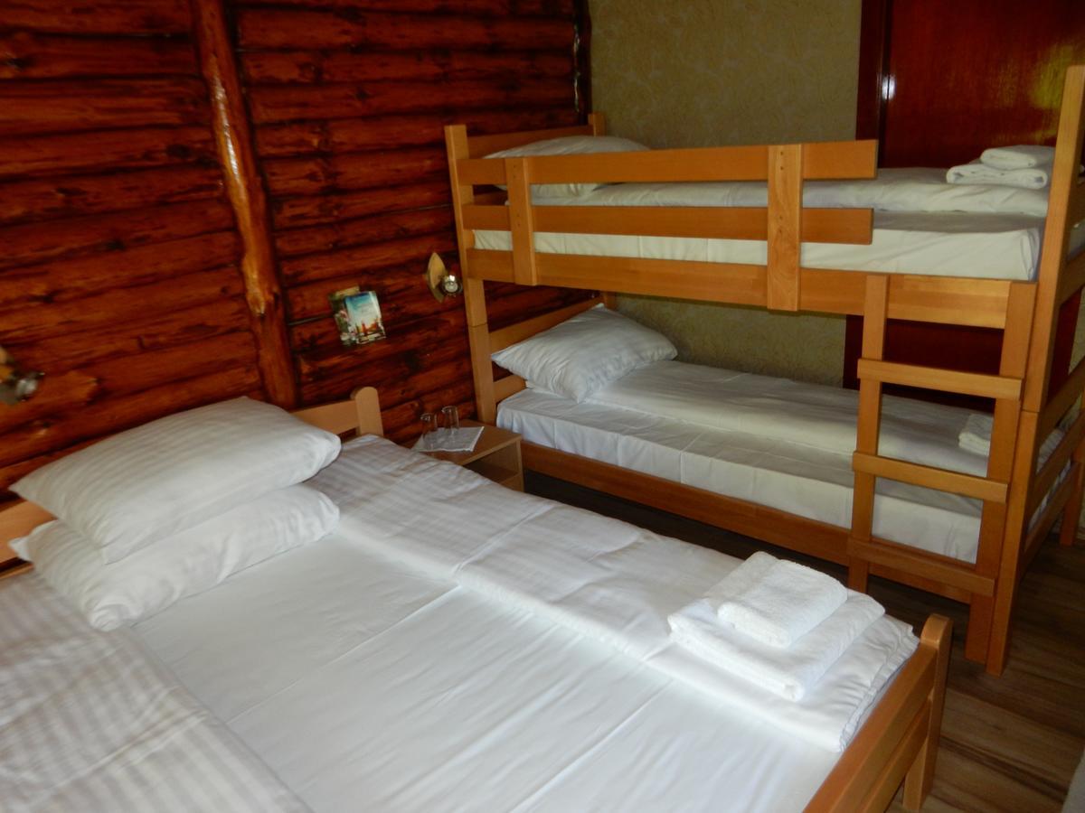 Apartments Izvor Lisine Strmosten Экстерьер фото